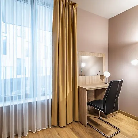 N Vaptsarov Sea Garden *