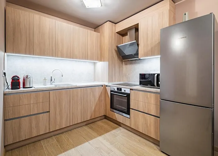 N Vaptsarov Sea Garden ヴァルナ