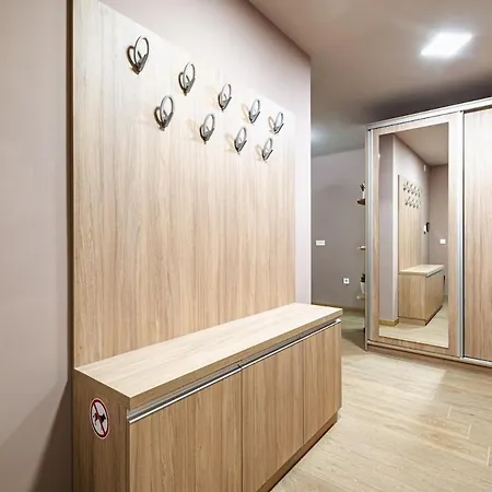 N Vaptsarov Sea Garden Lejlighed