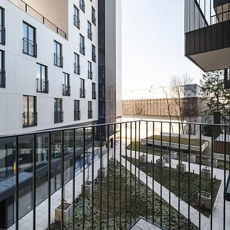 N Vaptsarov Sea Garden