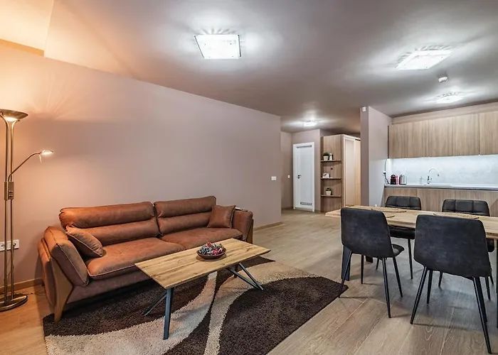 N Vaptsarov Sea Garden Apartment *